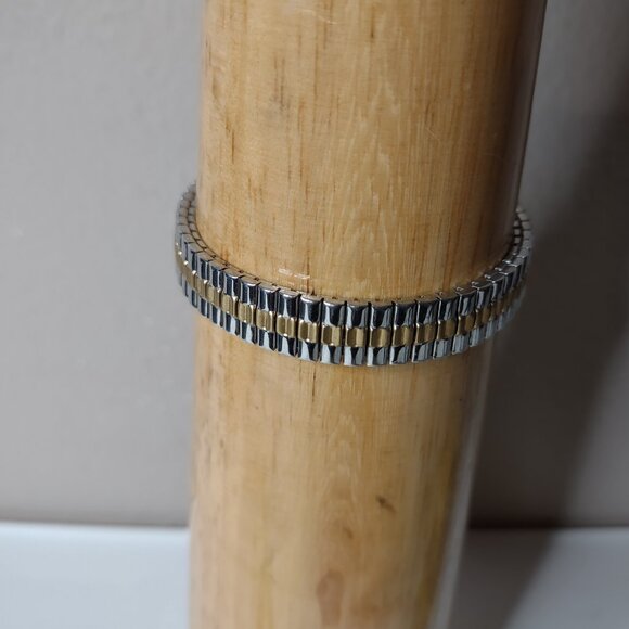 Two Tone Timex Indiglo T2NO68 6.5 Inches - Picture 3 of 12